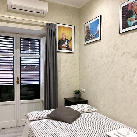 Hotel Bed No Breakfast AK Neapel Exterior foto